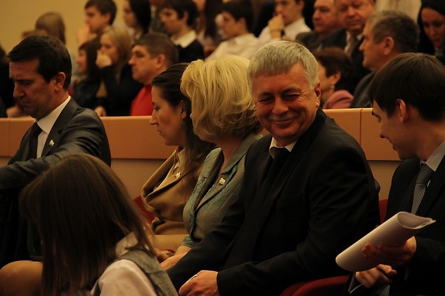 Областные депутаты сократили бюджет на 3 миллиарда