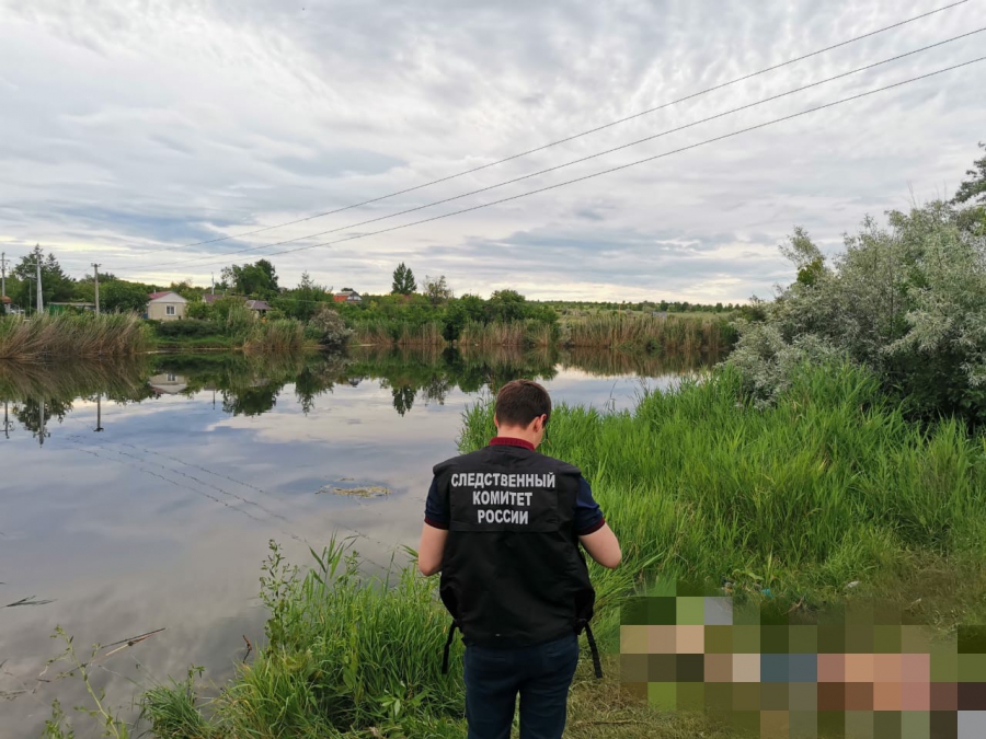В пруду поселка Жасминный спасатели нашли труп мужчины