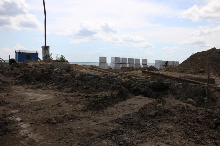 На новой набережной Саратова снесли почти все гаражи