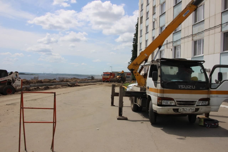 На новой набережной Саратова снесли почти все гаражи