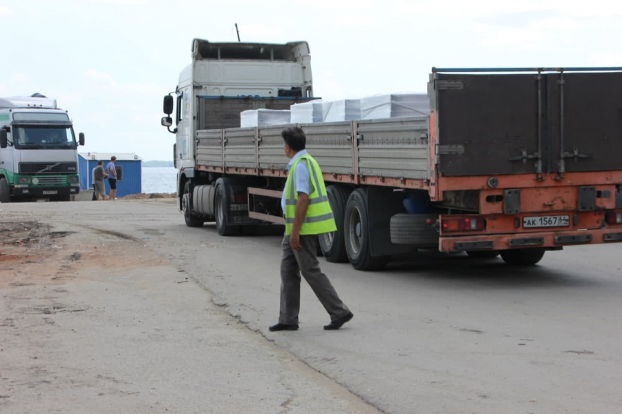 На новой набережной Саратова снесли почти все гаражи