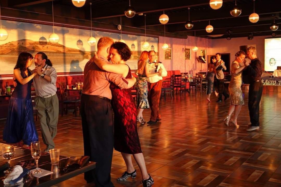 В гостиничном комплексе «Волга Star» прошел трехдневный фестиваль танго