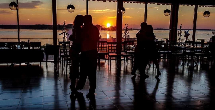 В гостиничном комплексе «Волга Star» прошел трехдневный фестиваль танго