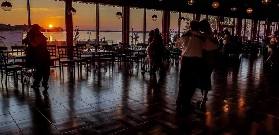 В гостиничном комплексе «Волга Star» прошел трехдневный фестиваль танго