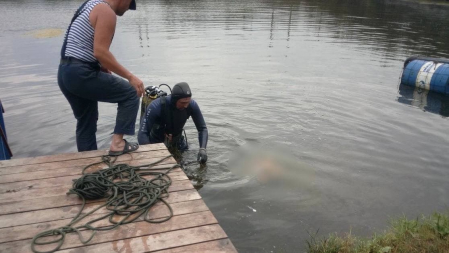 В Саратовском районе в пруду утонула женщина