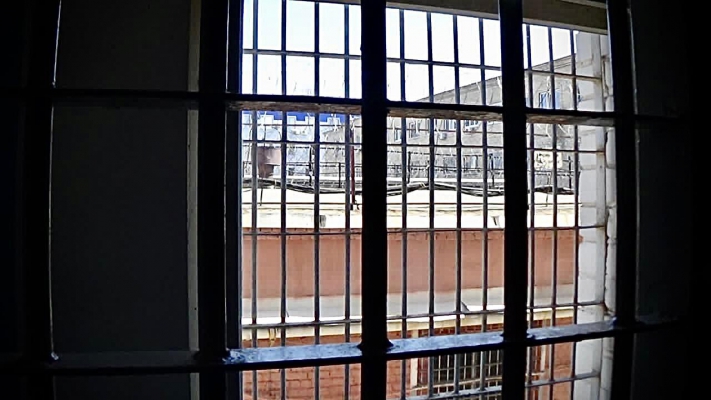 Задержанный в Грузии охранник ждет суда за убийство коллеги в Саратове