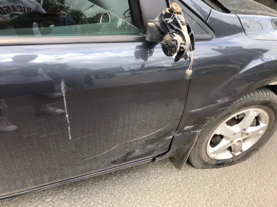 Мотоциклист попал в больницу после ДТП у моста на Шехурдина