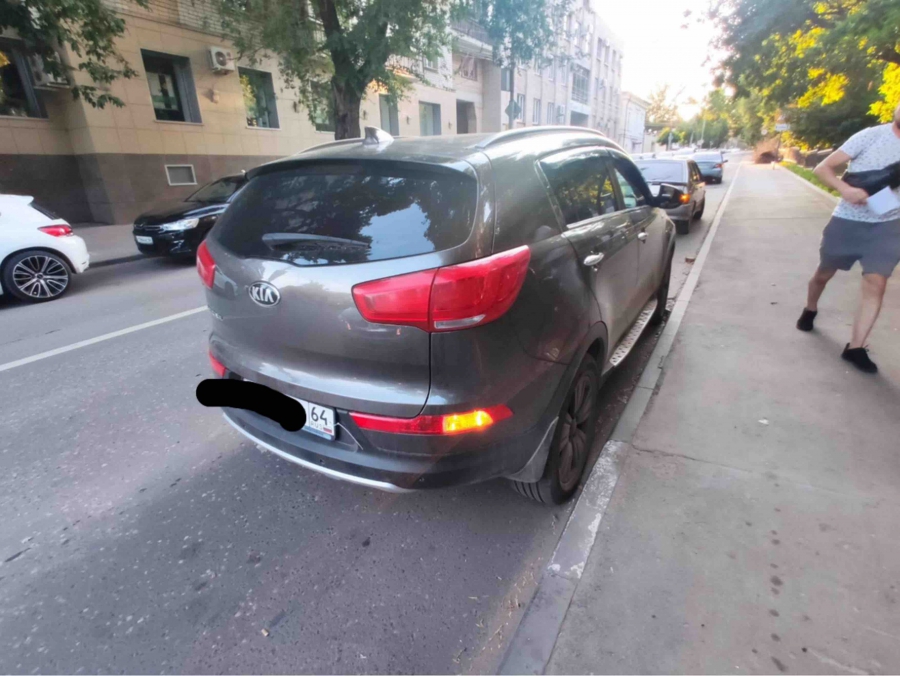 В центре Саратова мальчик угодил под колеса «Ларгуса»