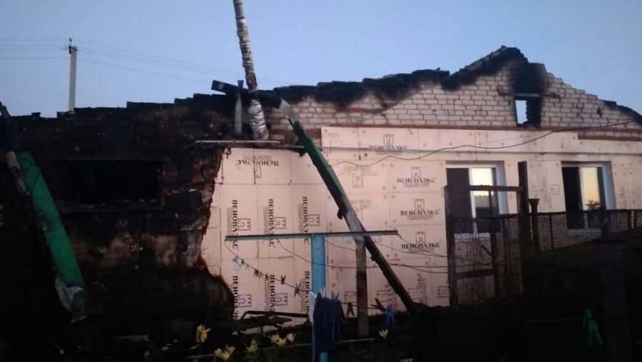 Ночью в Ивантеевке вспыхнул частный дом