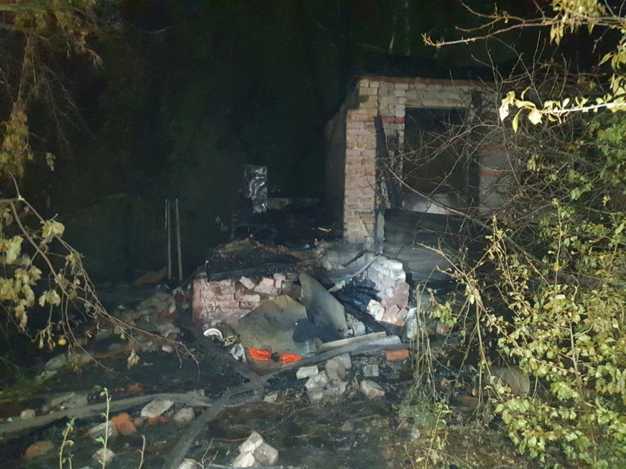 Под Саратовом взорвался баллон и сгорел дом. Обнаружен погибший
