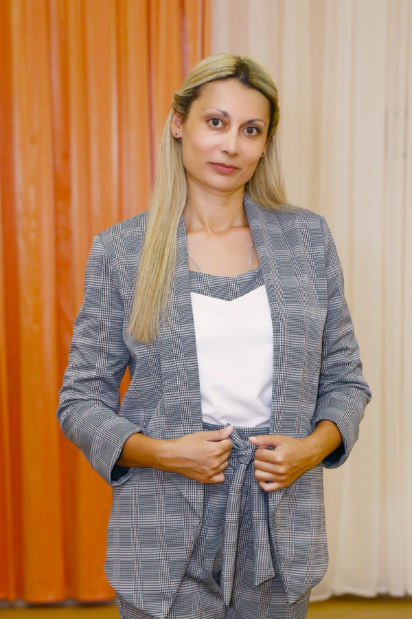 Лучшим воспитателем детского сада признана Асета Буражева из Энгельса