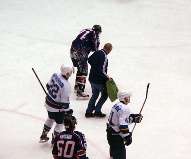 «Кристалл» набрал первое домашнее очко в 2014 году