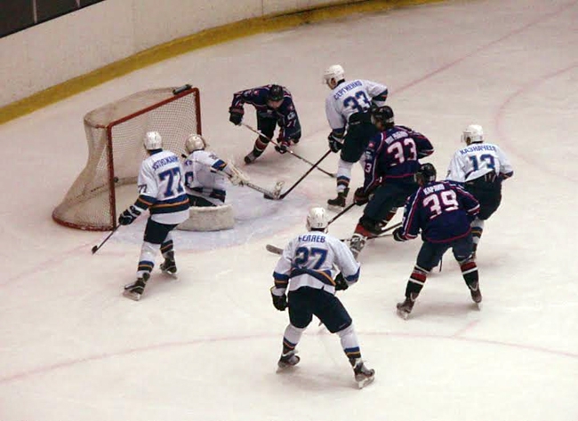 «Кристалл» набрал первое домашнее очко в 2014 году