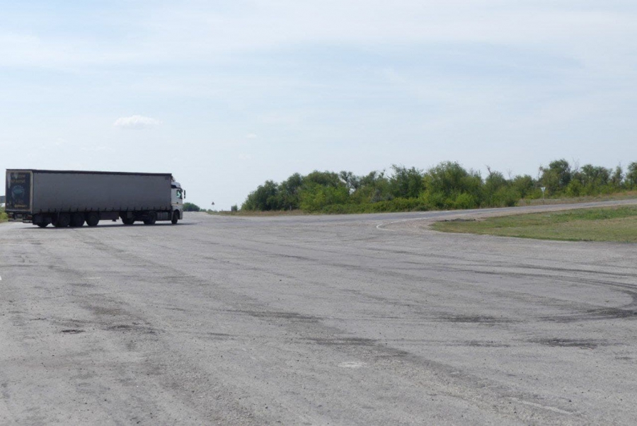 Большегрузы хотят пустить по федеральной трассе в обход Пугачева