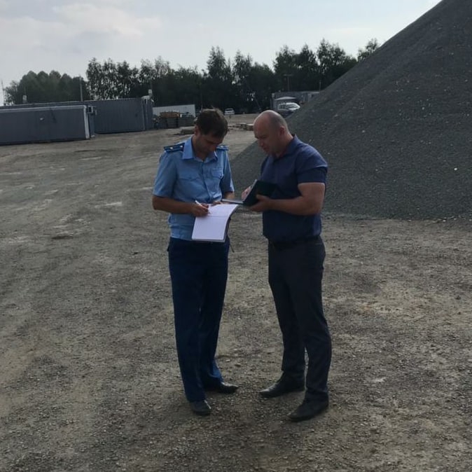 Под Саратовом рабочий пострадал из-за «хлопка» на асфальтобетонном заводе