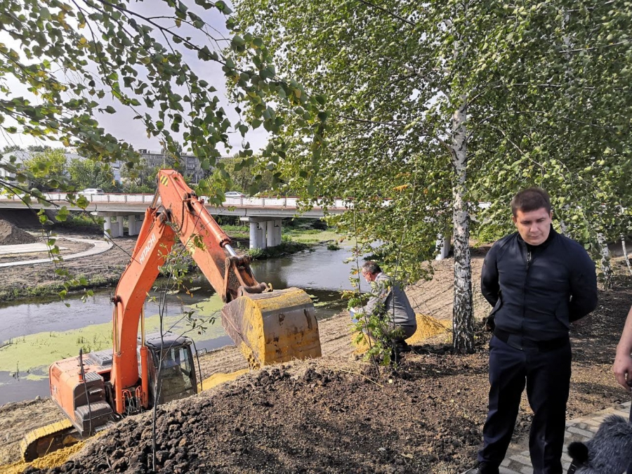 Глава Госдумы раскритиковал недоработки в благоустройстве территории у петровского моста