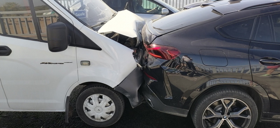 Двое детей пострадали в массовой аварии на мосту Саратов-Энгельс