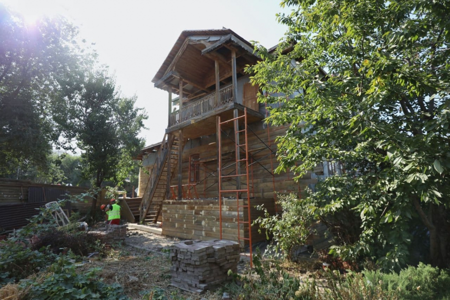 Глава Госдумы изучил ход ремонта дома-музея Павла Кузнецова