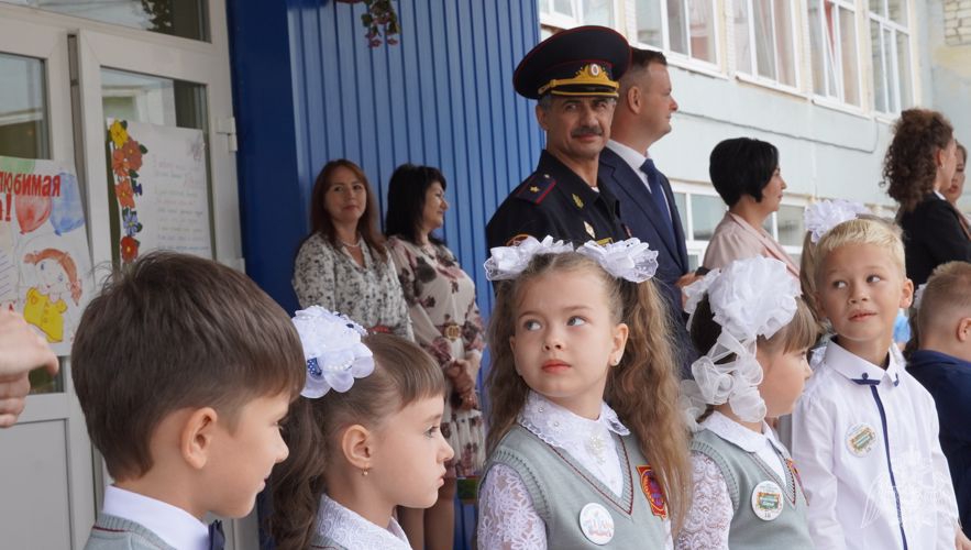 В Саратове школе №44 присвоили имя Героя России Николая Исаева