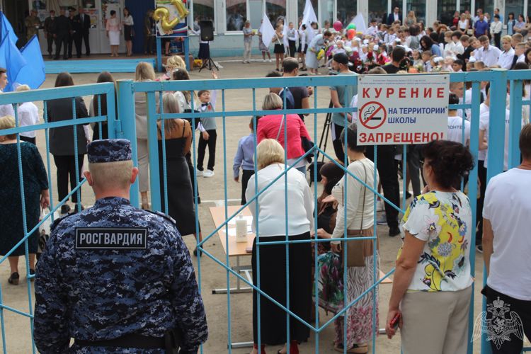 В Саратове школе №44 присвоили имя Героя России Николая Исаева