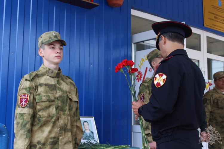 В Саратове школе №44 присвоили имя Героя России Николая Исаева