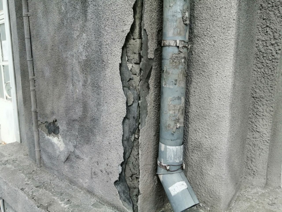 Саратовцы рассказали об опасном памятнике архитектуры на улице Московской