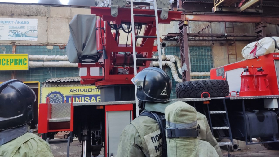 Крупный пожар на Астраханской удалось локализовать