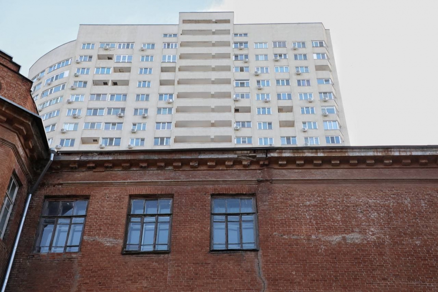 Володин предложил расширить школу №2 в Саратове