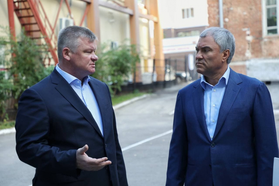 Володин предложил расширить школу №2 в Саратове
