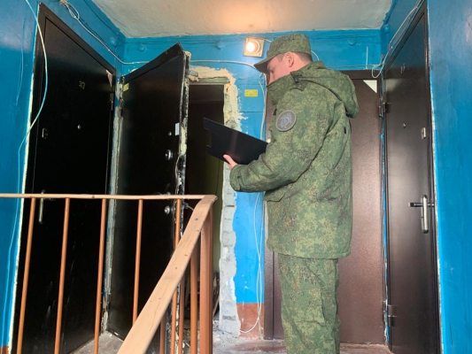 В Заводском районе пожарные нашли в квартире обгоревший труп мужчины