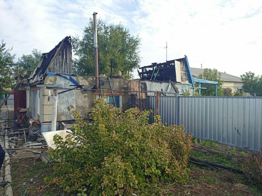 Ночью в Алгае горели две бани и гараж