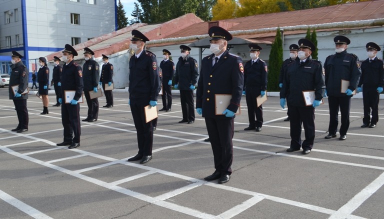 В Саратове работники уголовного розыска отмечают профессиональный праздник