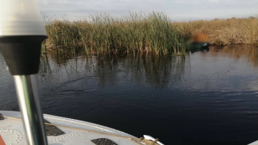 Под Энгельсом обнаружен труп дайвера в лодке