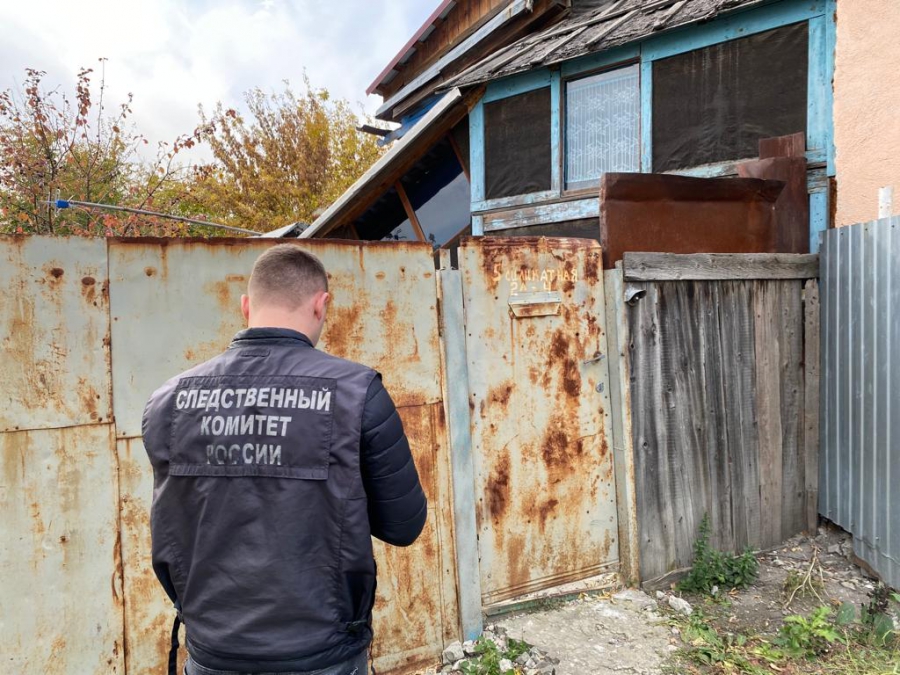 В квартире нашли труп женщины с окровавленным лицом