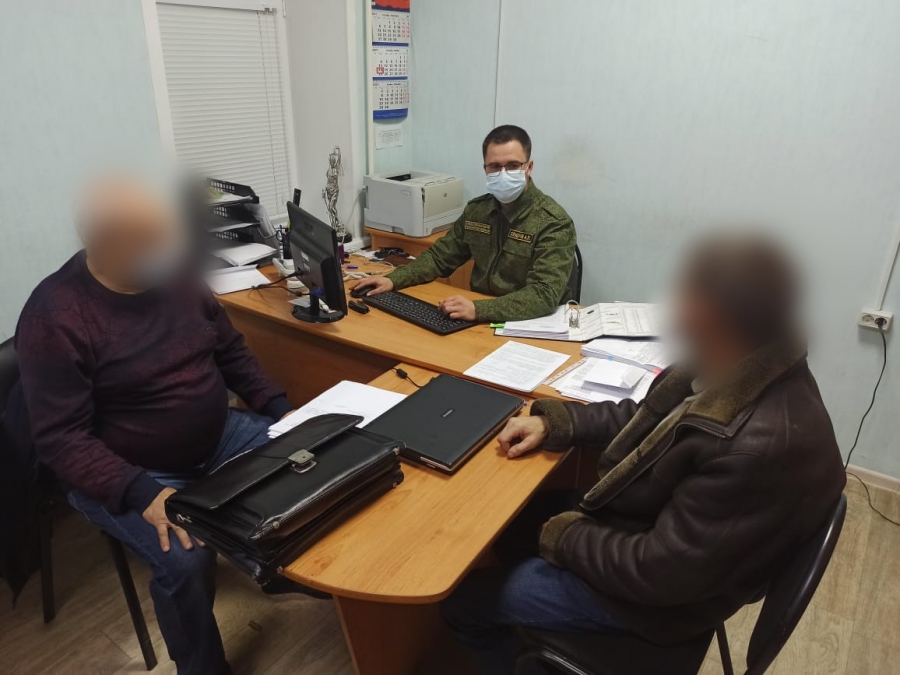 Пугачевца заподозрили в убийстве пенсионерки на балконе общежития