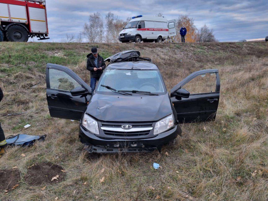 В массовом ДТП с участием фур под Саратовом пострадала женщина