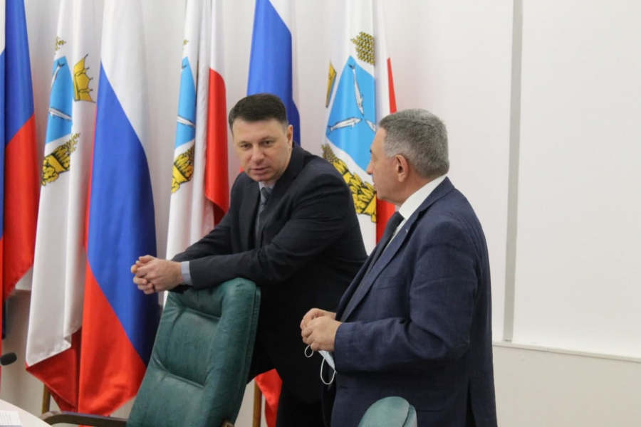 И.о. министра образования Орлов пообещал не сокращать малокомплектные школы региона