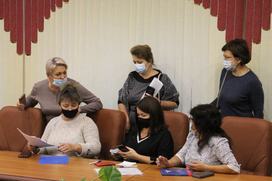 В облдуме заявили о формальном подходе фонда соцстрахования при выдаче инвалидных колясок больным детям