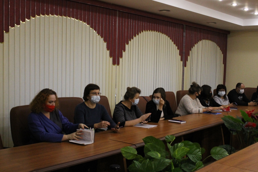 В облдуме заявили о формальном подходе фонда соцстрахования при выдаче инвалидных колясок больным детям