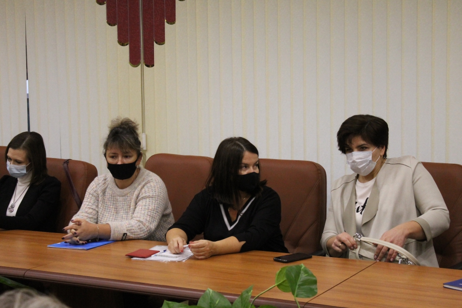 В облдуме заявили о формальном подходе фонда соцстрахования при выдаче инвалидных колясок больным детям