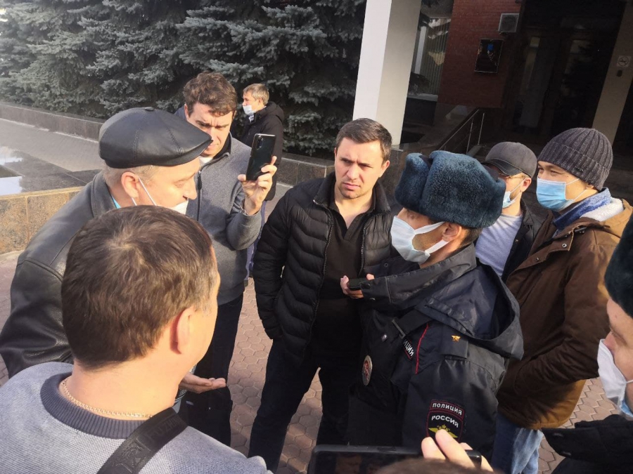 Нападение на главу. Задержание депутата. Арест Бондаренко. Николая Бондаренко арестовали.