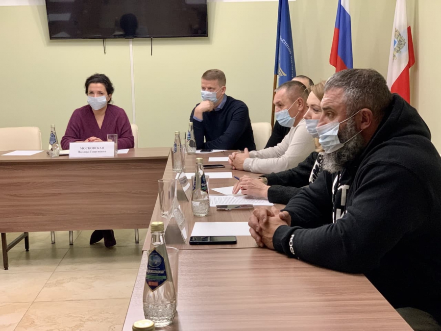 Предприниматели просят усилить информирование граждан о QR-кодах и сделать правила едиными для всех