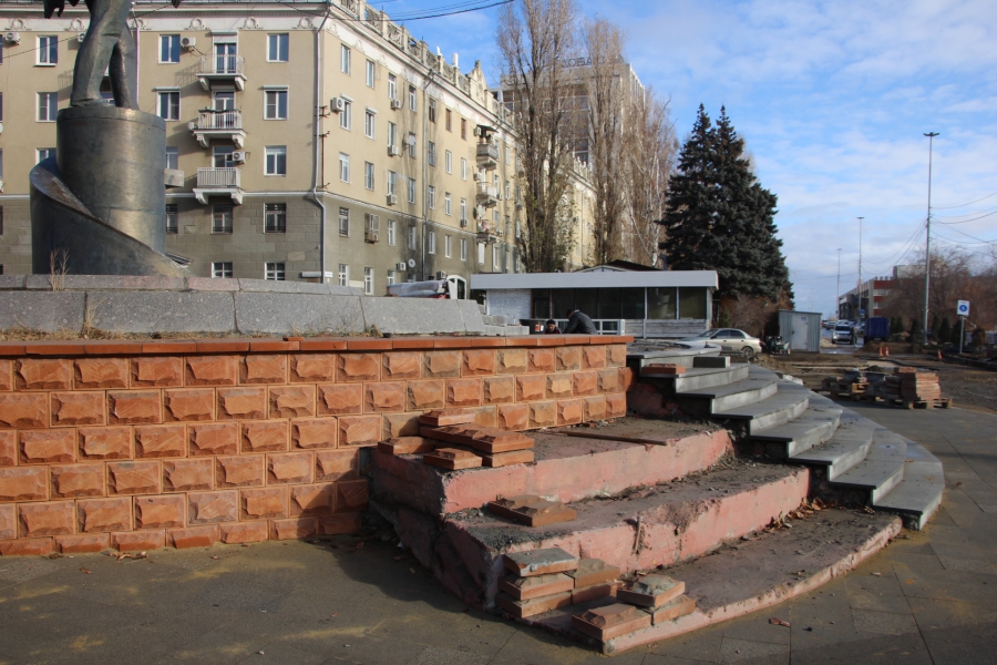 В Саратове вновь сорваны сроки реконструкции набережной и фонтана «Одуванчик»