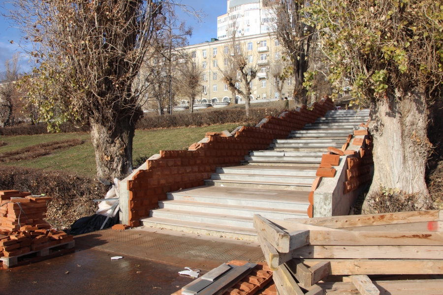 В Саратове вновь сорваны сроки реконструкции набережной и фонтана «Одуванчик»