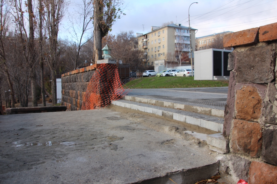 В Саратове вновь сорваны сроки реконструкции набережной и фонтана «Одуванчик»