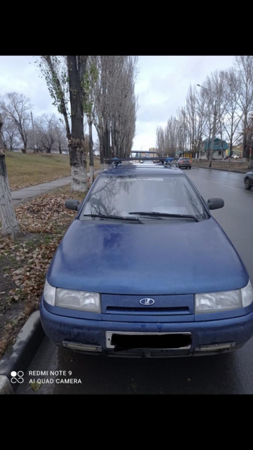 Шестилетний мальчик и 90-летняя старушка попали под колеса машин