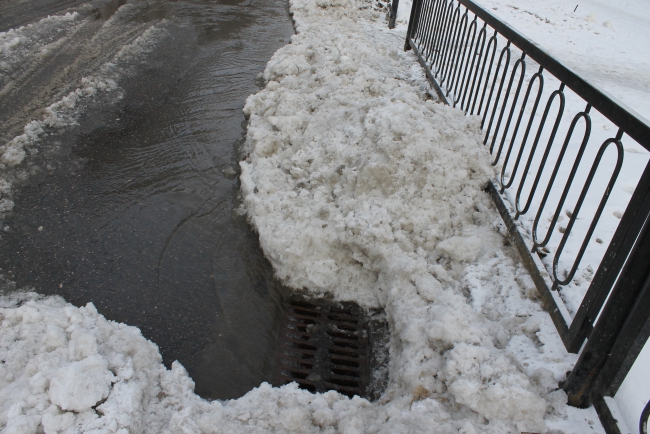 Для ликвидации аварии на 2-й Дачной отключено водоснабжение детсада и домов