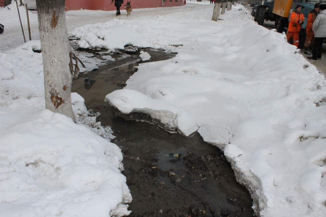 Для ликвидации аварии на 2-й Дачной отключено водоснабжение детсада и домов