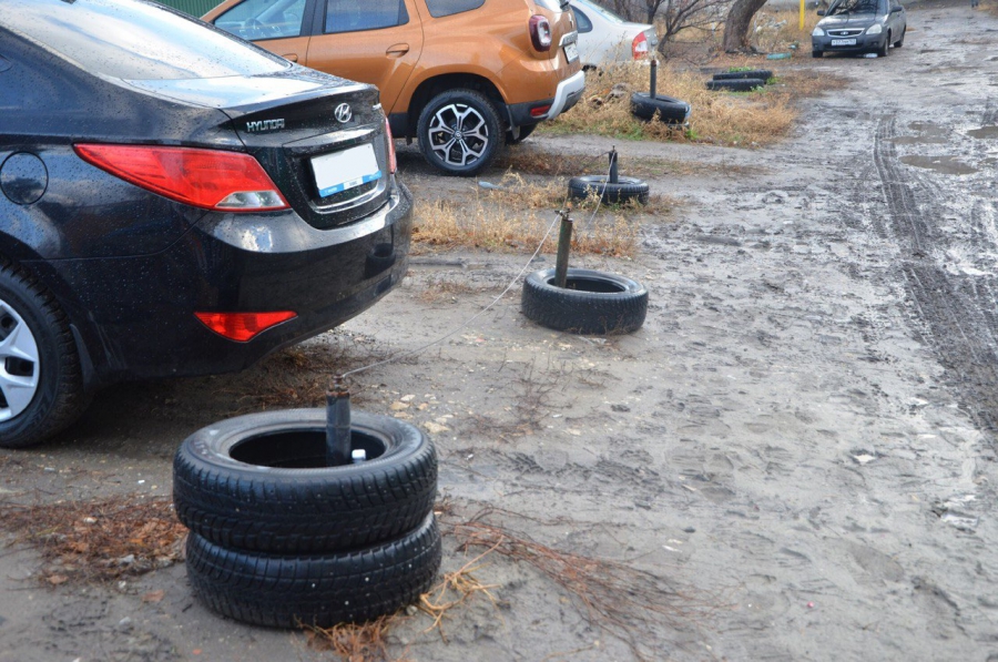 В Заводском районе снесли незаконные заграждения и шлагбаум