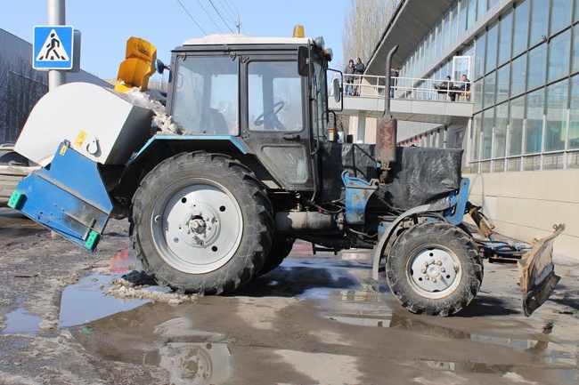 Водитель провалившегося МАЗа считает, что под Рабочей размыло грунт